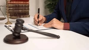 How to Protect Your Business with a Business Lawyer